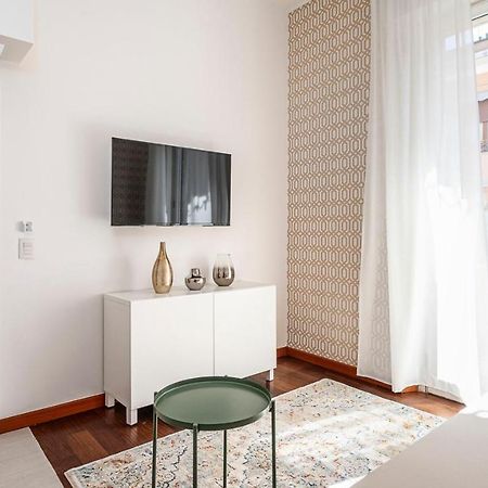 Апартаменти "Gold Fashion" - Residenza Duomo Citylife Мілан Екстер'єр фото